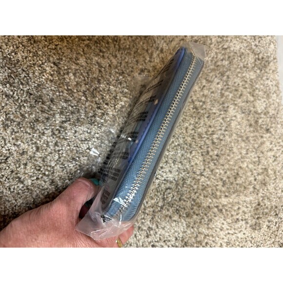 Loungefly Nightmare Before Christmas Wallet NEW - Picture 3 of 6